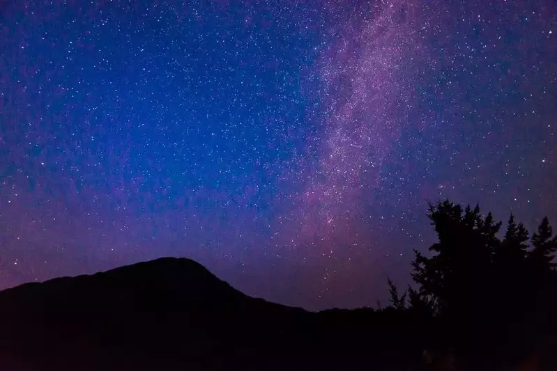 Beautiful Cades Cove stargazing photo.
