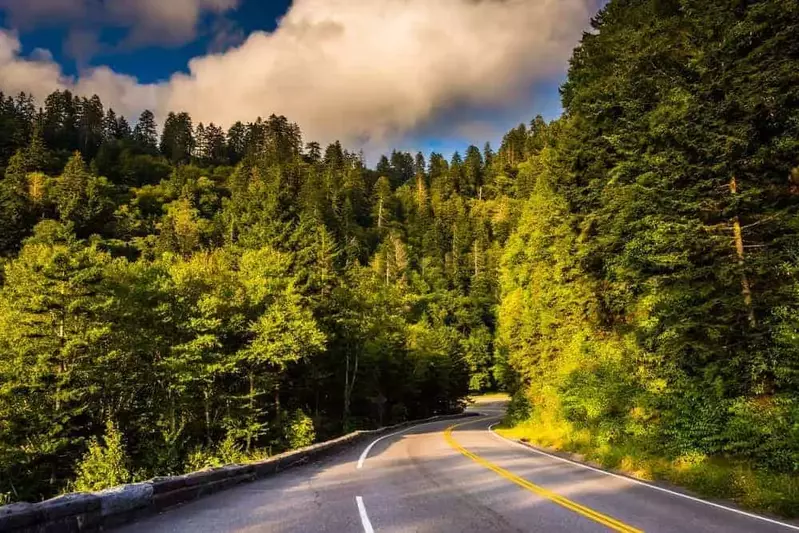 Morgan Freeman Helps Visitors to the Smoky Mountains