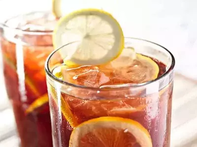Sweet tea with lemon