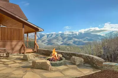 peek a view fire pit