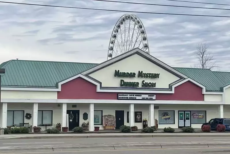 The Great Smoky Mountain Murder Mystery Dinner Show in Pigeon Forge