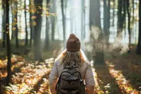 female hiker visiting the smoky mountains