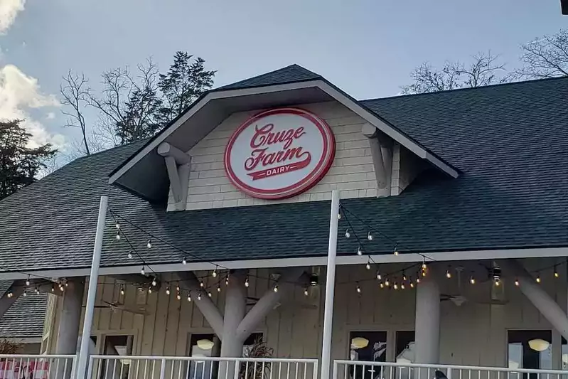 cruze farm