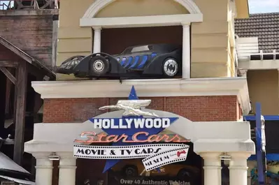 hollywood star cars attraction in gatlinburg