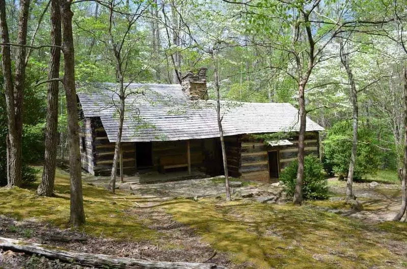 smoky mountain hiking club historic cabin on porters creek trail