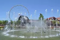 Island Show Fountain is one of the best free things to do in Pigeon Forge