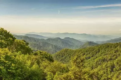 Beautiful photo of the Great Smoky Mountains.
