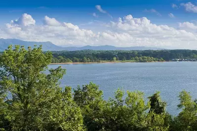 douglas dam smoky mountains