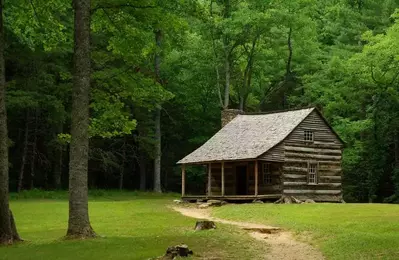 Carter Shields Cabin in Cades Cove