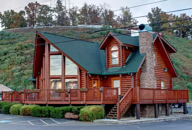 Thomas Kinkade Gallery & Gifts