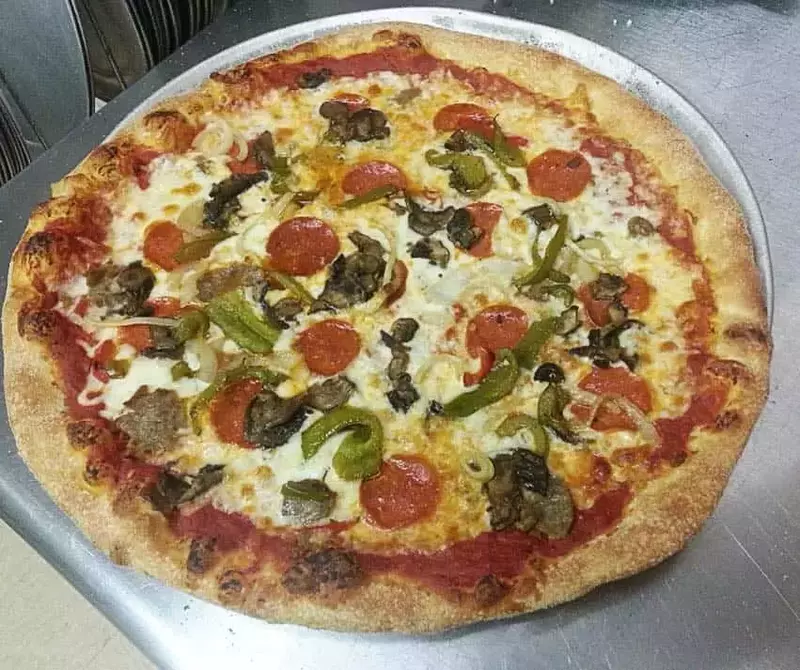 Nino's Pizzeria and Eatery