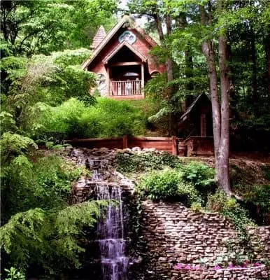 Chapel In The Glen