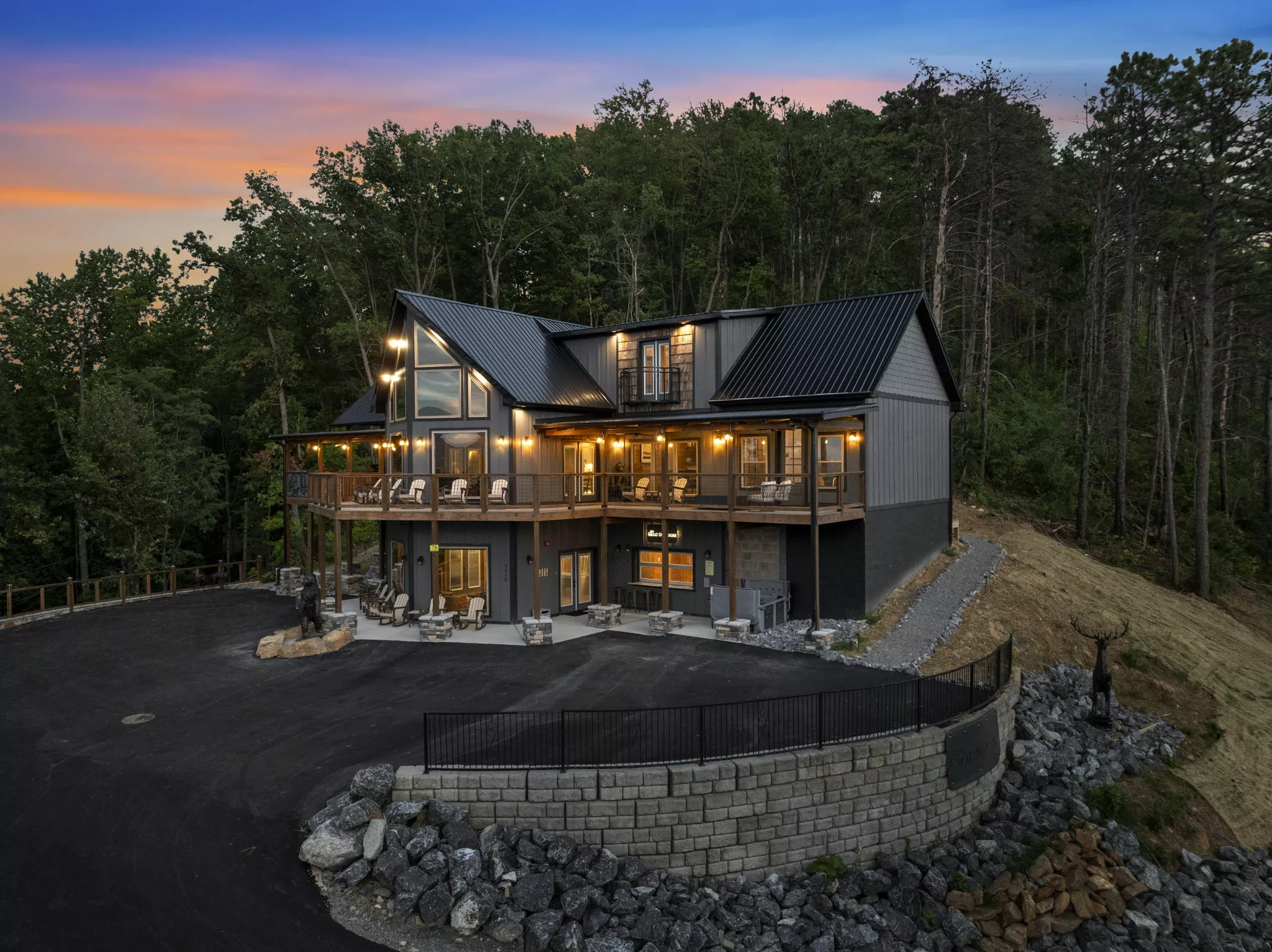 The Great Outdoors 5 Bedroom Cabin In Sevierville Summit Cabin Rentals the-great-outdoors-5-bedroom-cabin-in-sevierville-summit-cabin-rentals