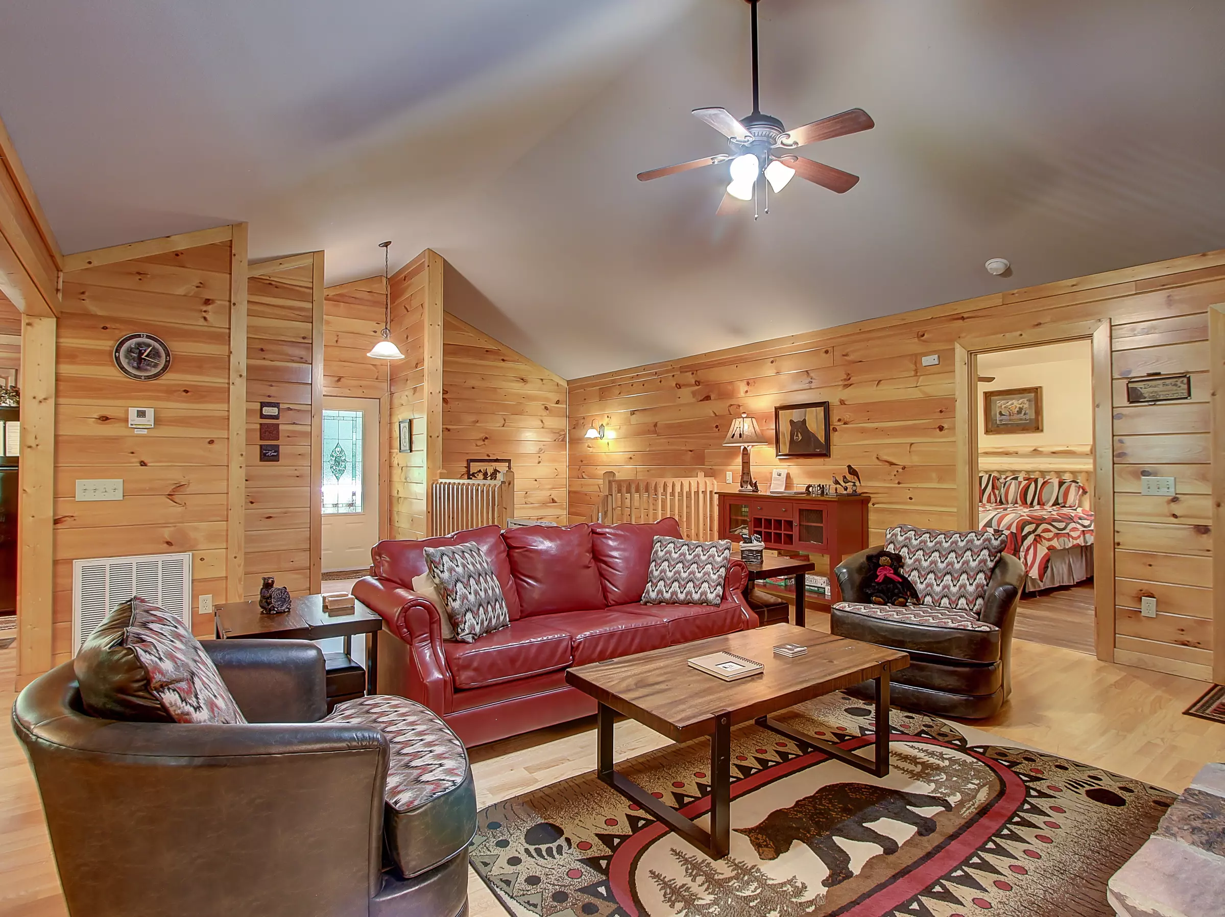 インディバヘッド AMAZING MTN HIDEAWAY - 3 bedroom Cabin in Gatlinburg - Auntie