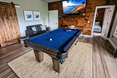 Sky Lodge @Teaberry Mountain
