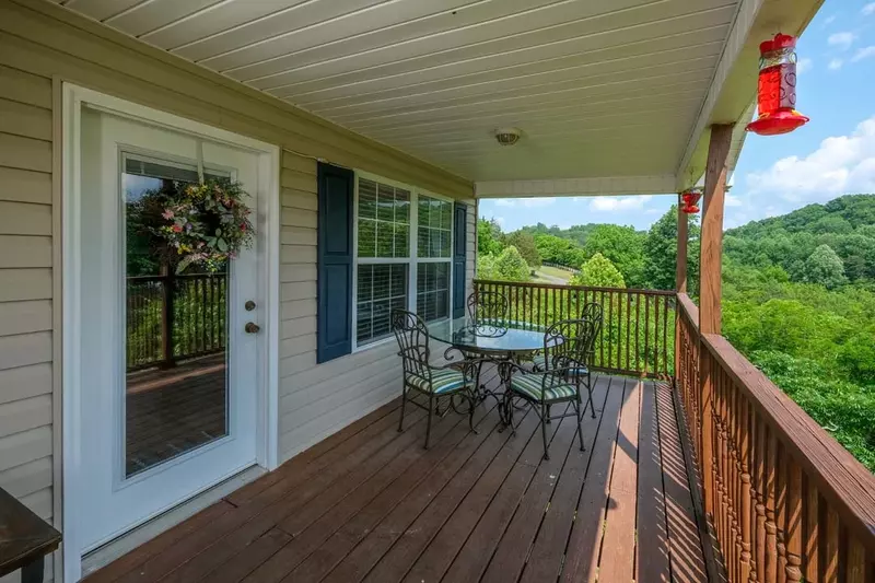 Birdsong Bungalow