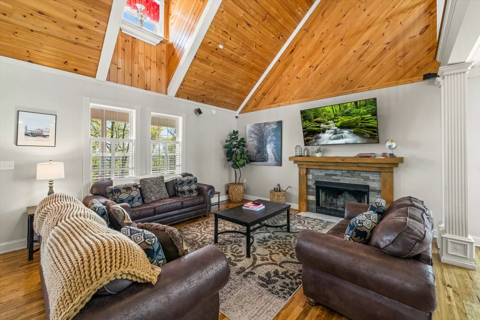 Cloud View Manor