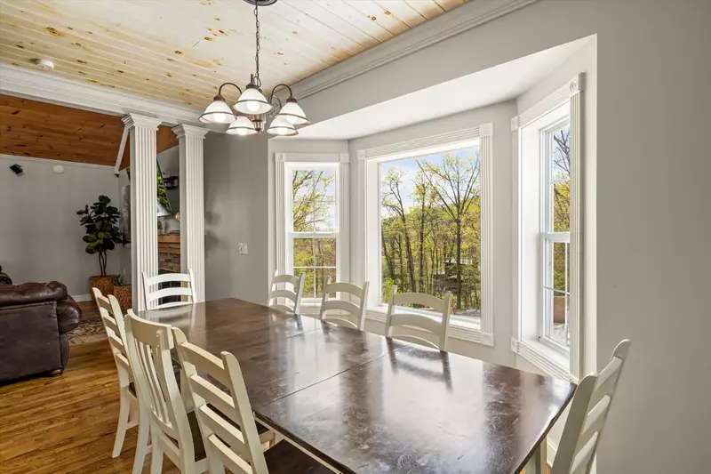 Cloud View Manor