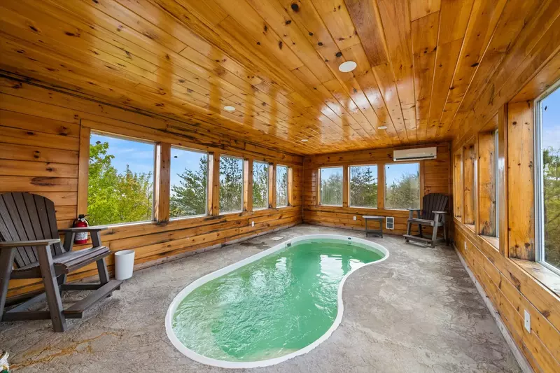 Cloud View Manor