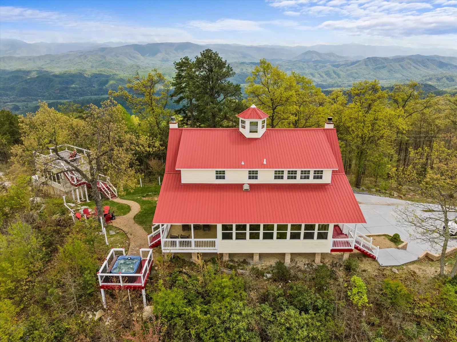 Cloud View Manor