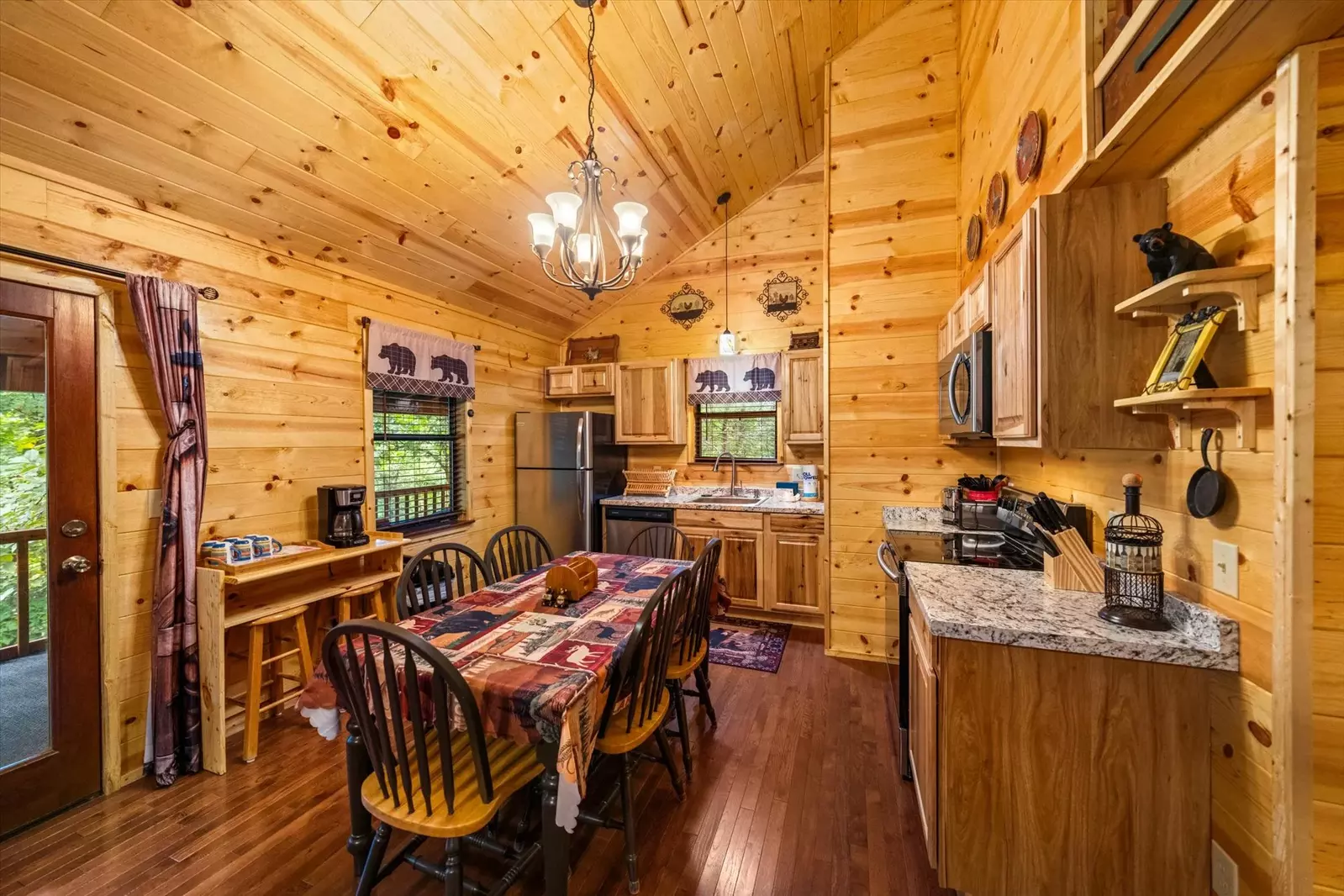 Dogwood Hideaway