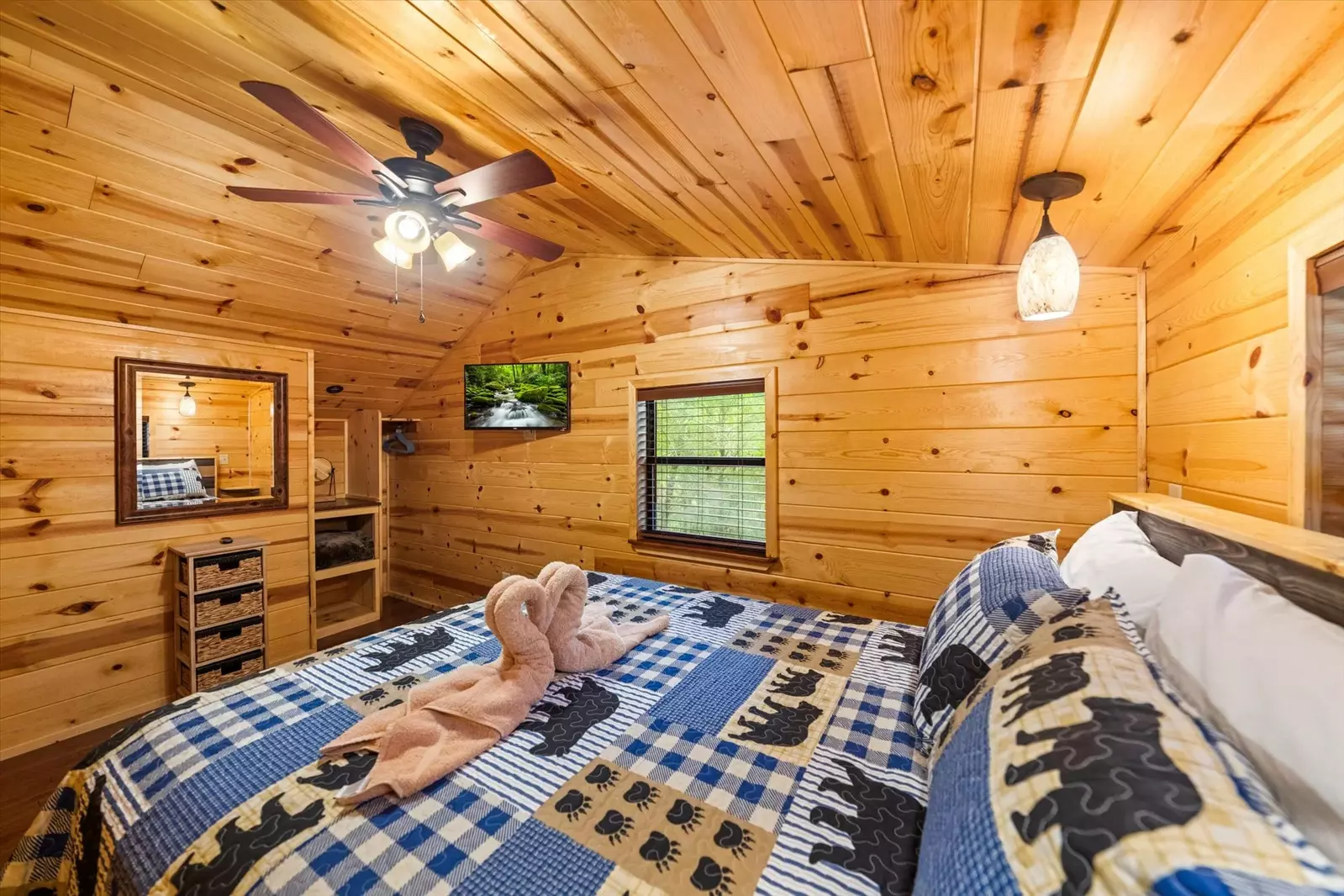 Dogwood Hideaway