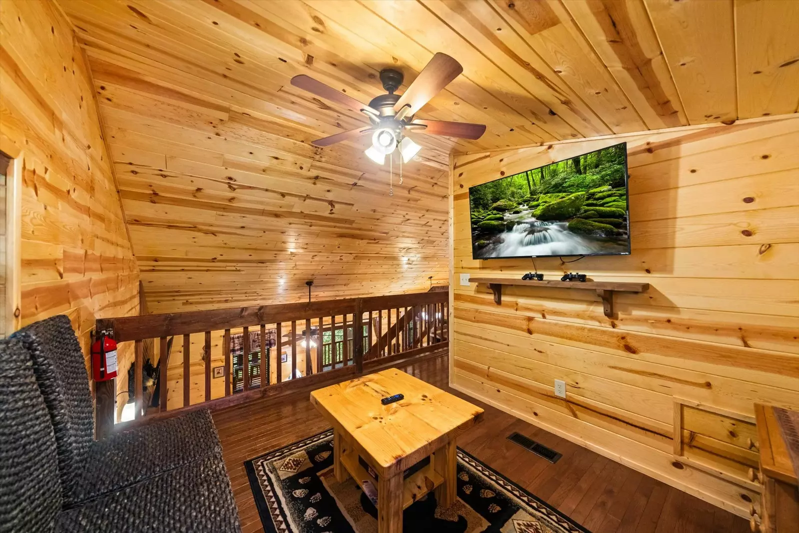Dogwood Hideaway