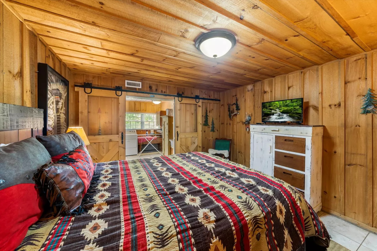 Huckleberry Inn