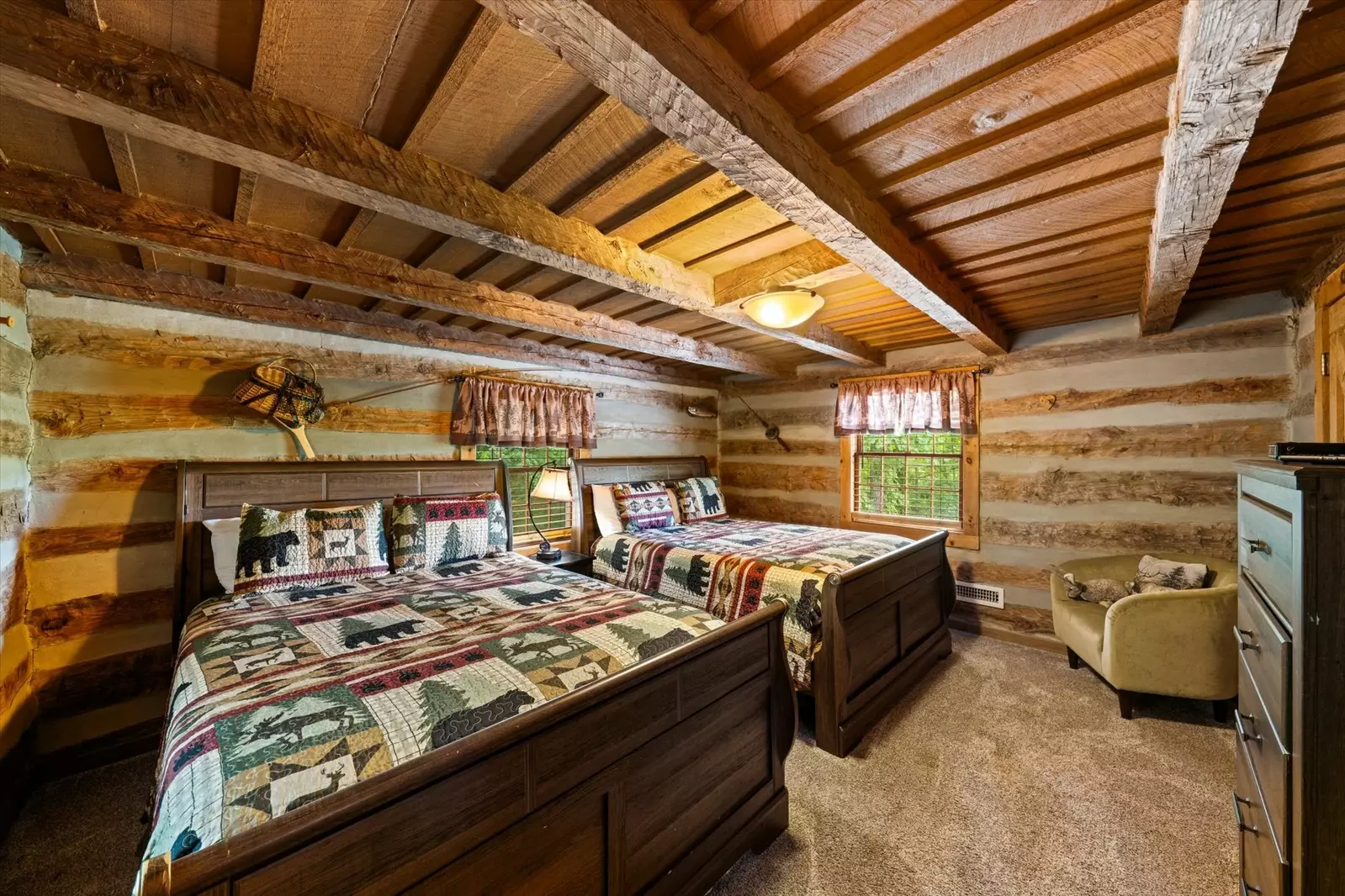 Huckleberry Inn