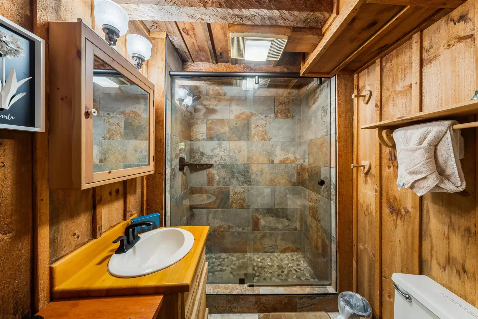 Huckleberry Inn