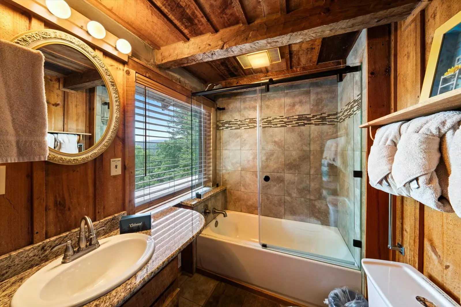 Huckleberry Inn