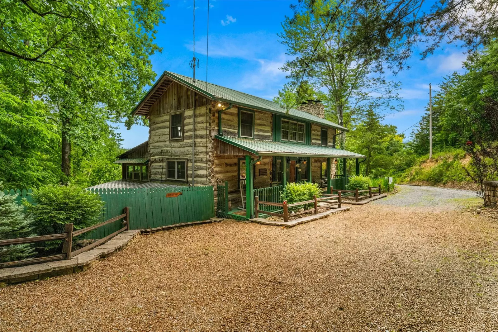 Huckleberry Inn