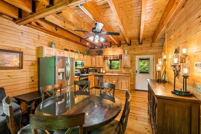 Keaton's Wild Animal Cabin