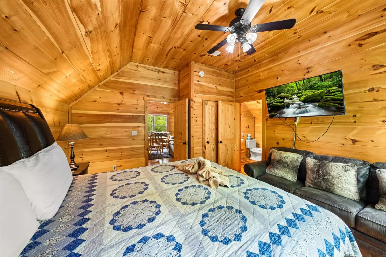 Keaton's Wild Animal Cabin