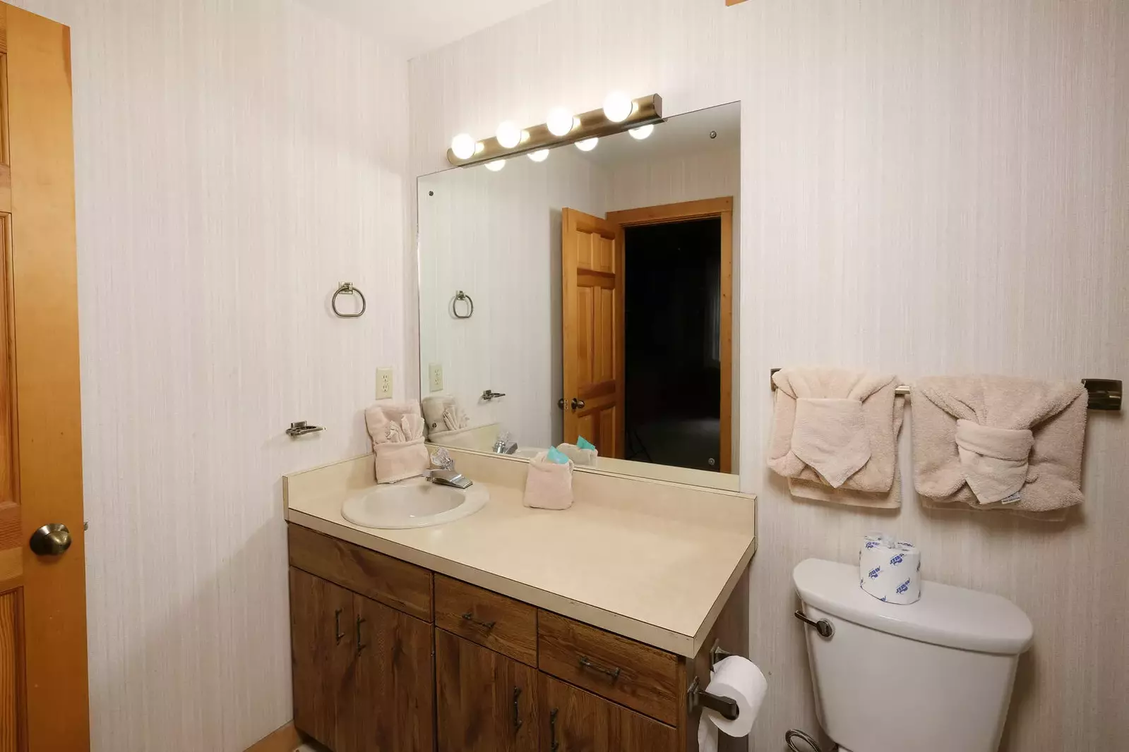 Norton Creek Hideaway