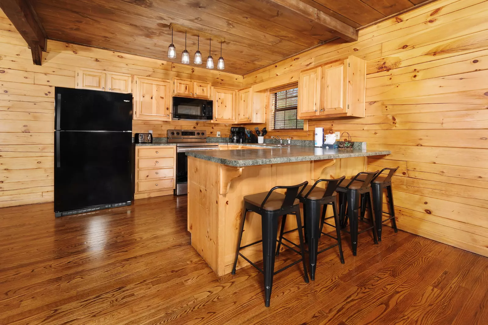 Peaceful View Cabin