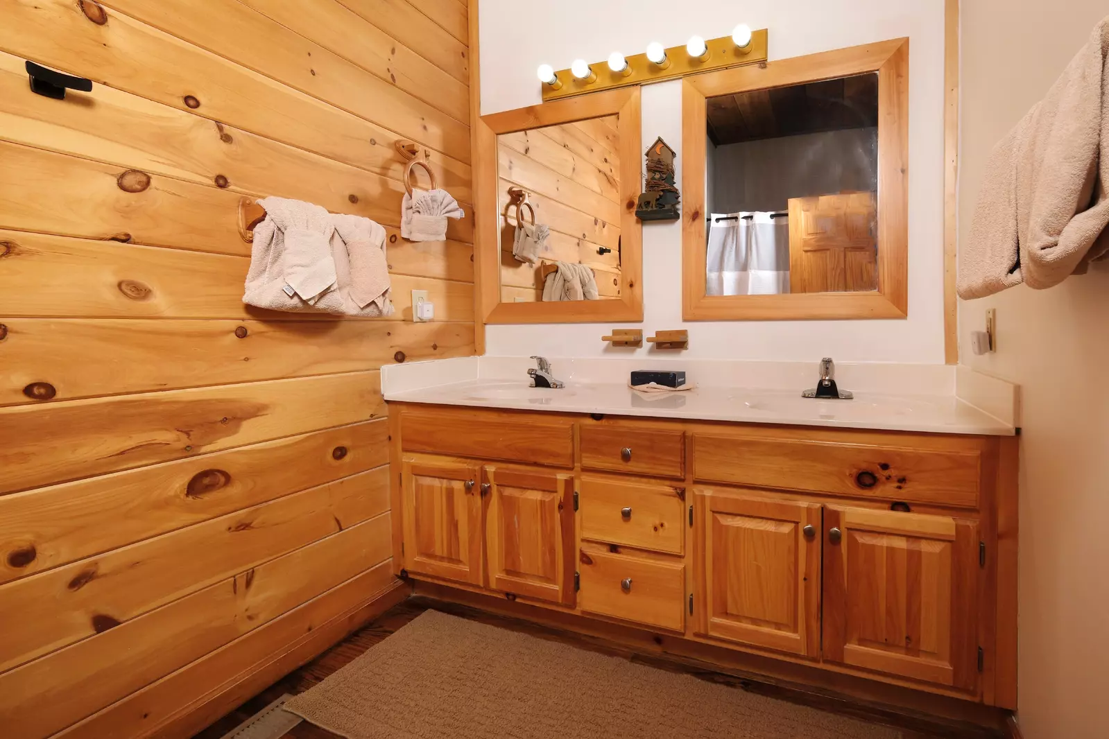 Peaceful View Cabin