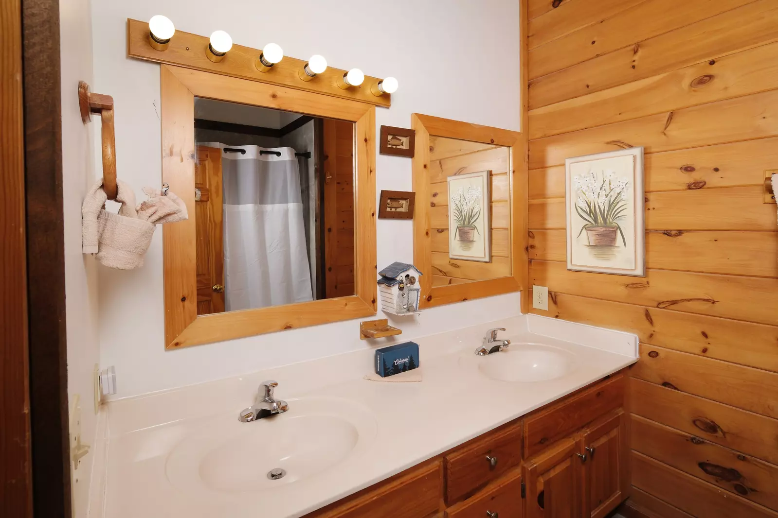 Peaceful View Cabin