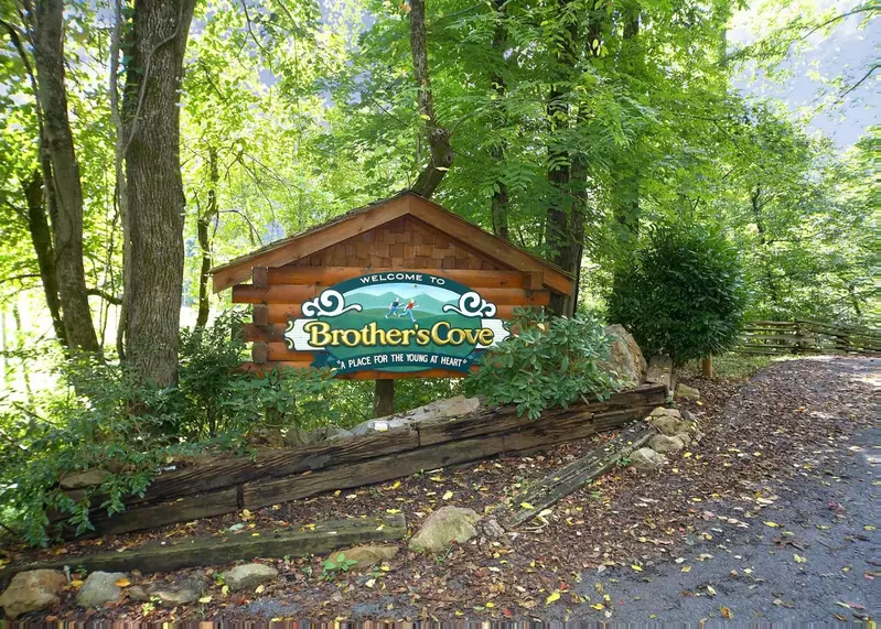  The neighborhood of Brother's Cove