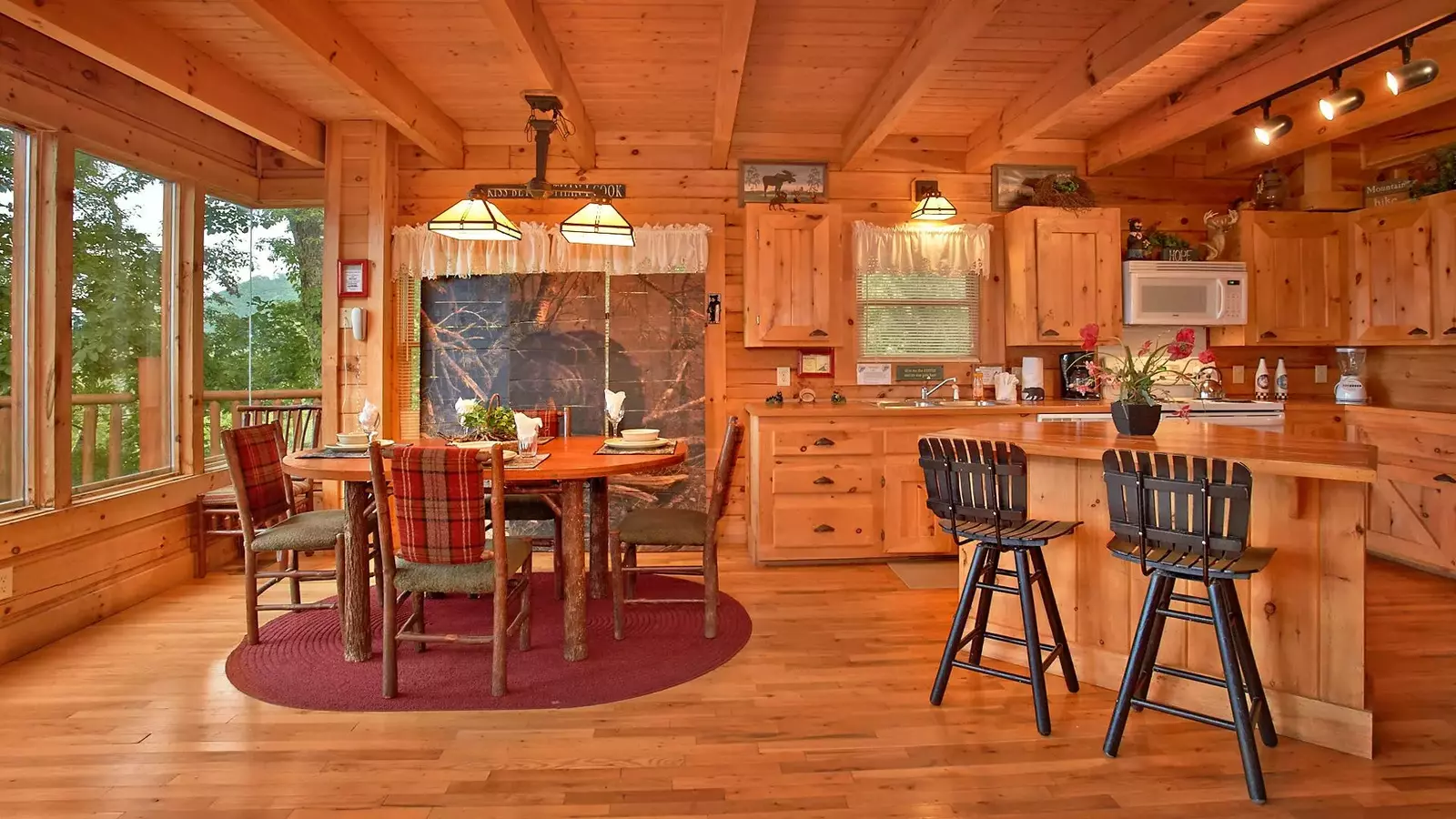  Dining area