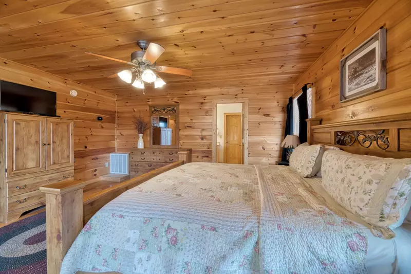 Cherokee Lodge