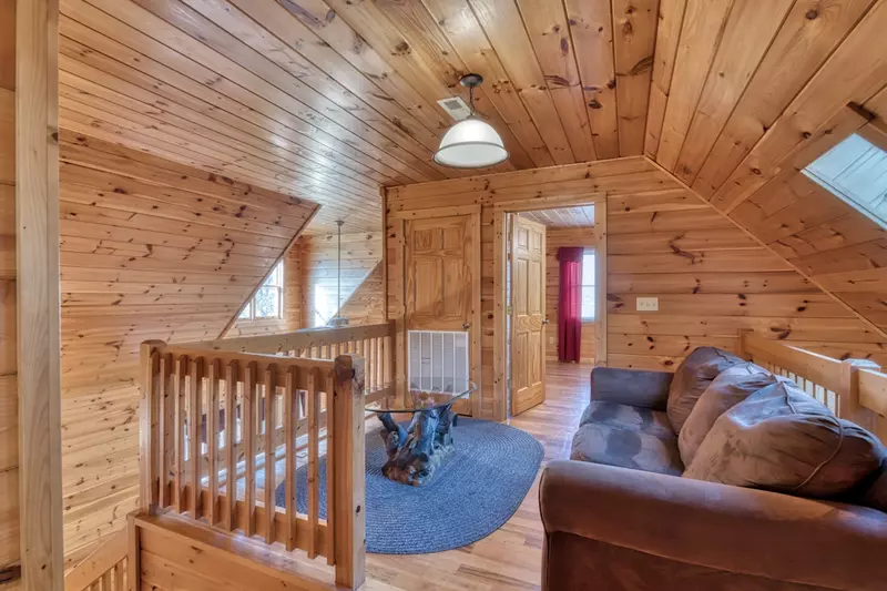 Cherokee Lodge