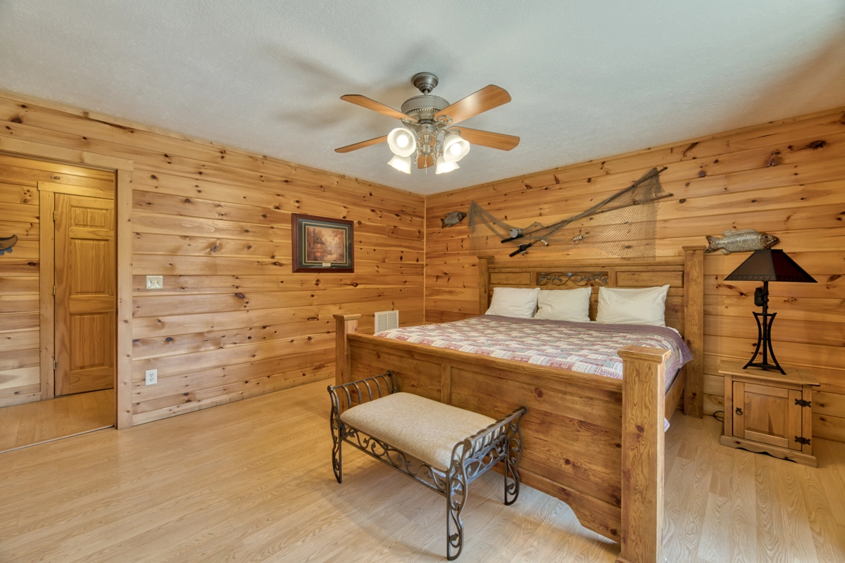 Cherokee Lodge