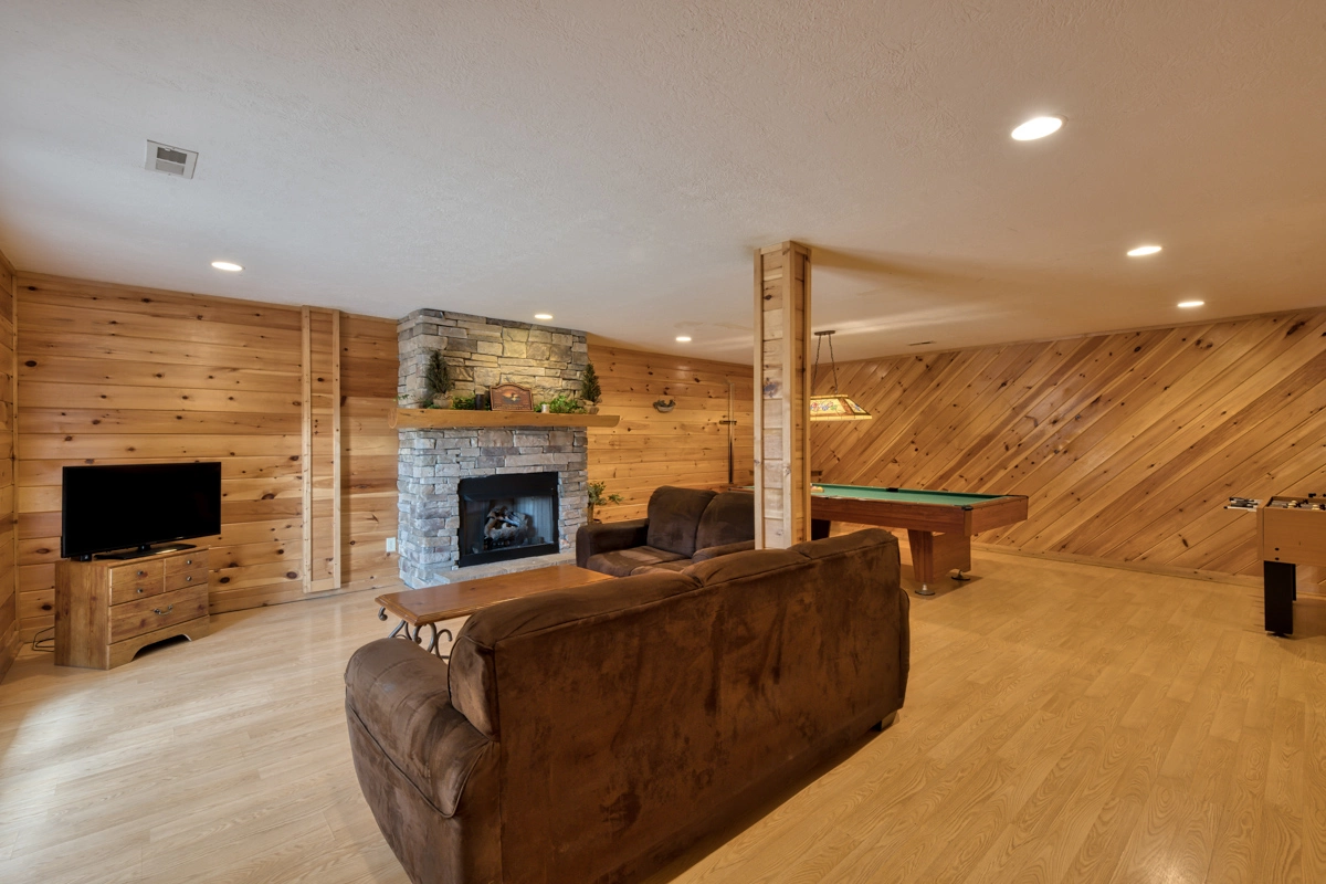 Cherokee Lodge