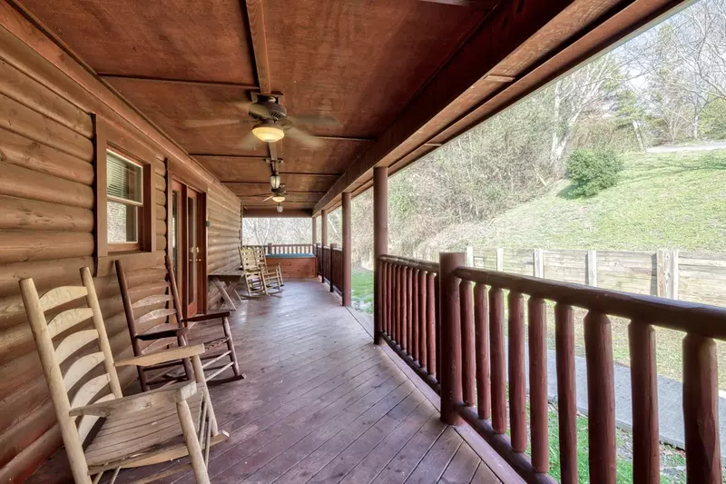 Cherokee Lodge