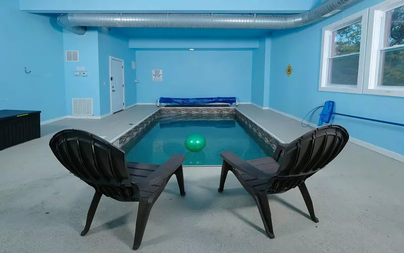 164969898