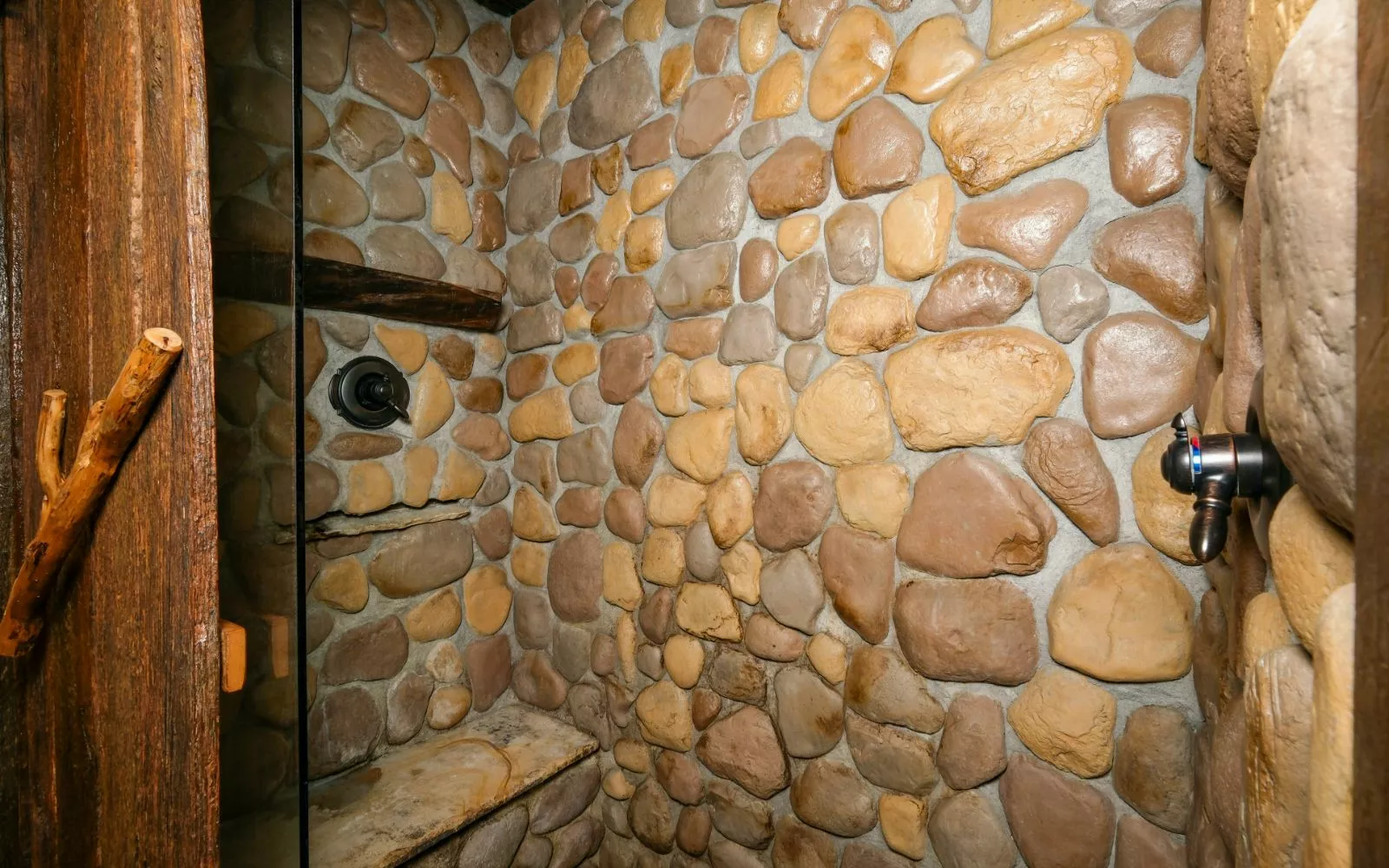 166792936