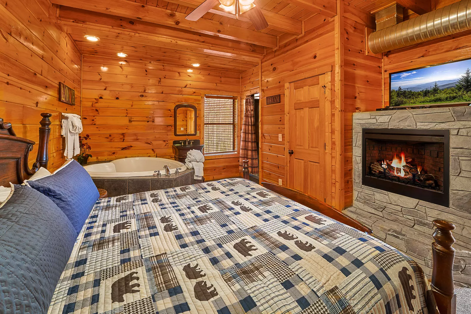 Property image, Interior, of Snuggled Inn