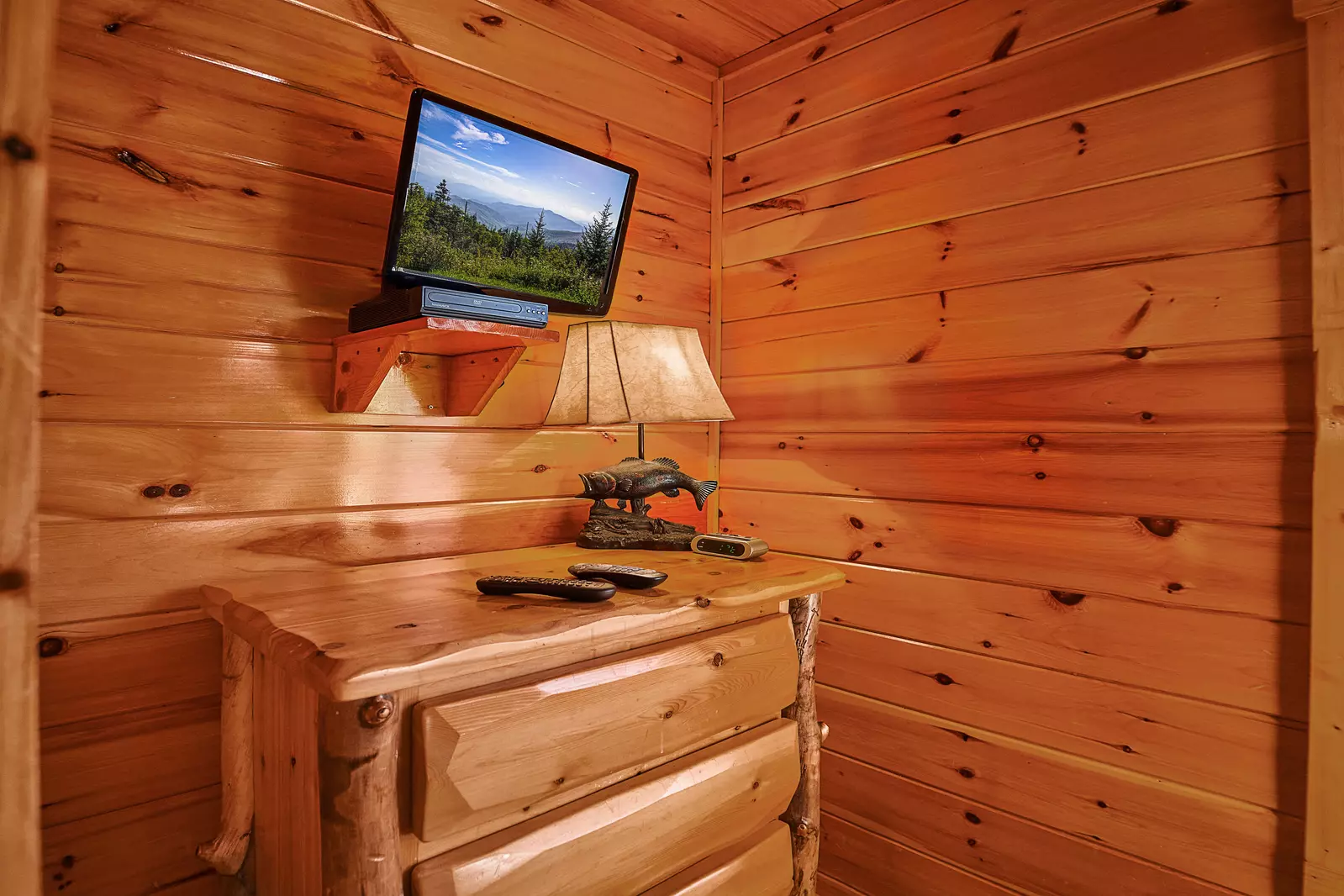 Property image, Interior, of Snuggled Inn