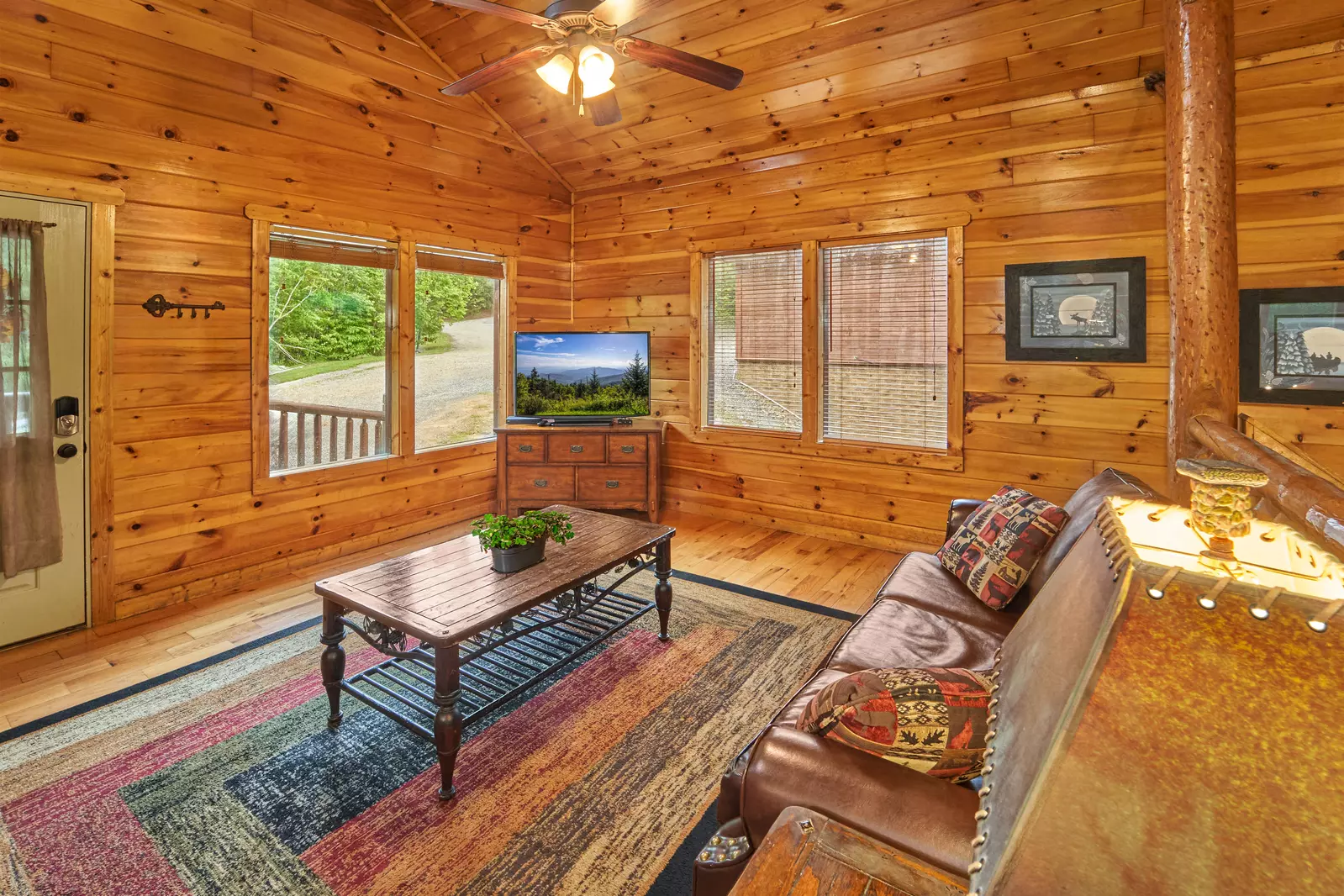 Property image, Interior, of Chalet D'Amour